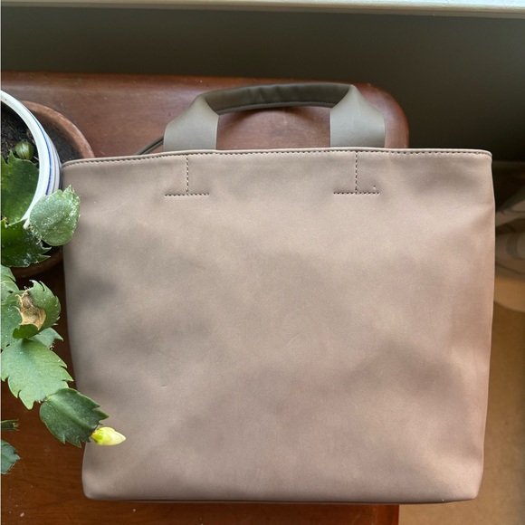 Universal Thread Brown Tote Bag - Picture 4 of 5